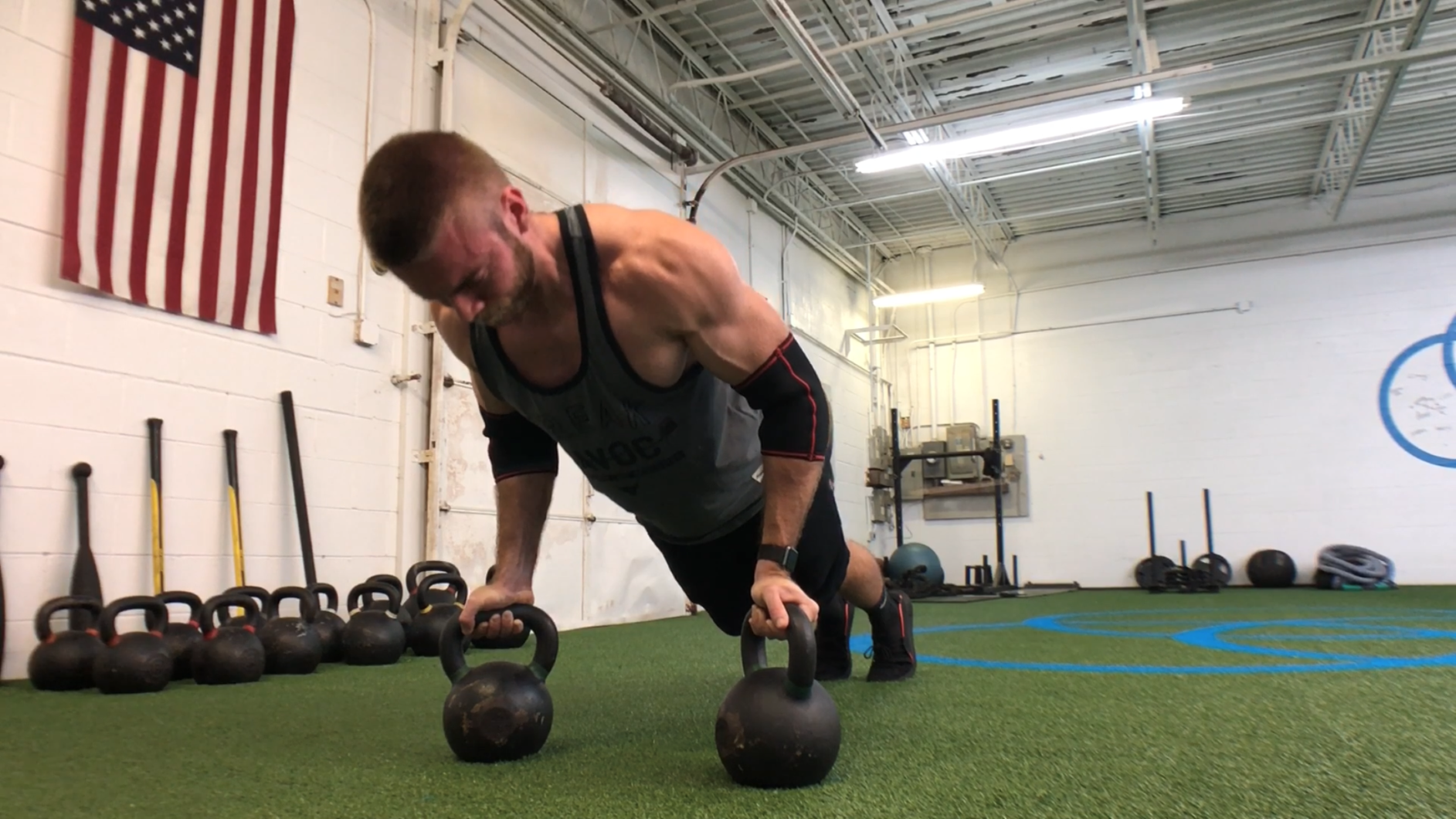 Push-up training demonstration from HypertroFit